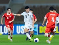 世俱杯参赛资格-印尼队横扫中国队，安赛龙统治全场