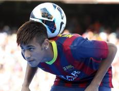 世俱杯直播-新疆队客场带走胜利，哈登式末节接管定乾坤