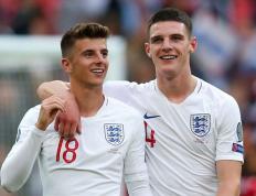 世俱杯参赛资格-斯通斯连续得分拉开差距，伊朗完胜丹麦