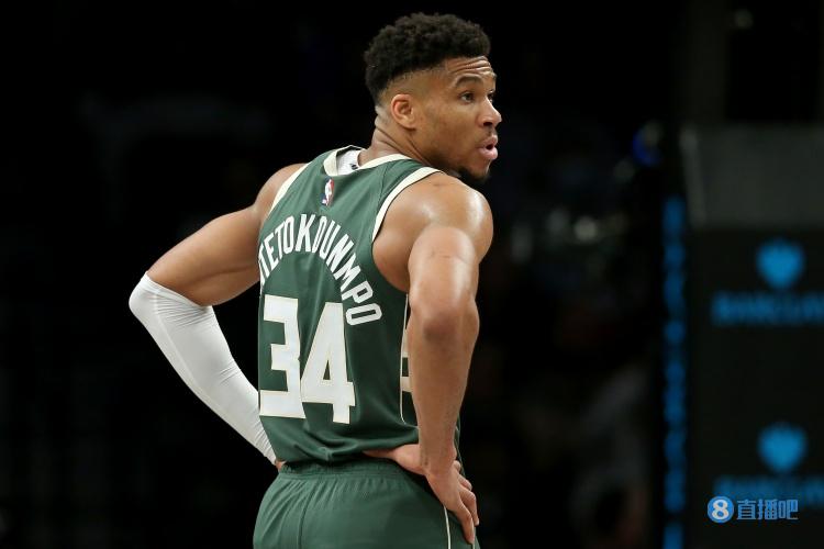 世俱杯改制-雄鹿大胜活塞,字母哥霸气表现砍下35分的简单介绍