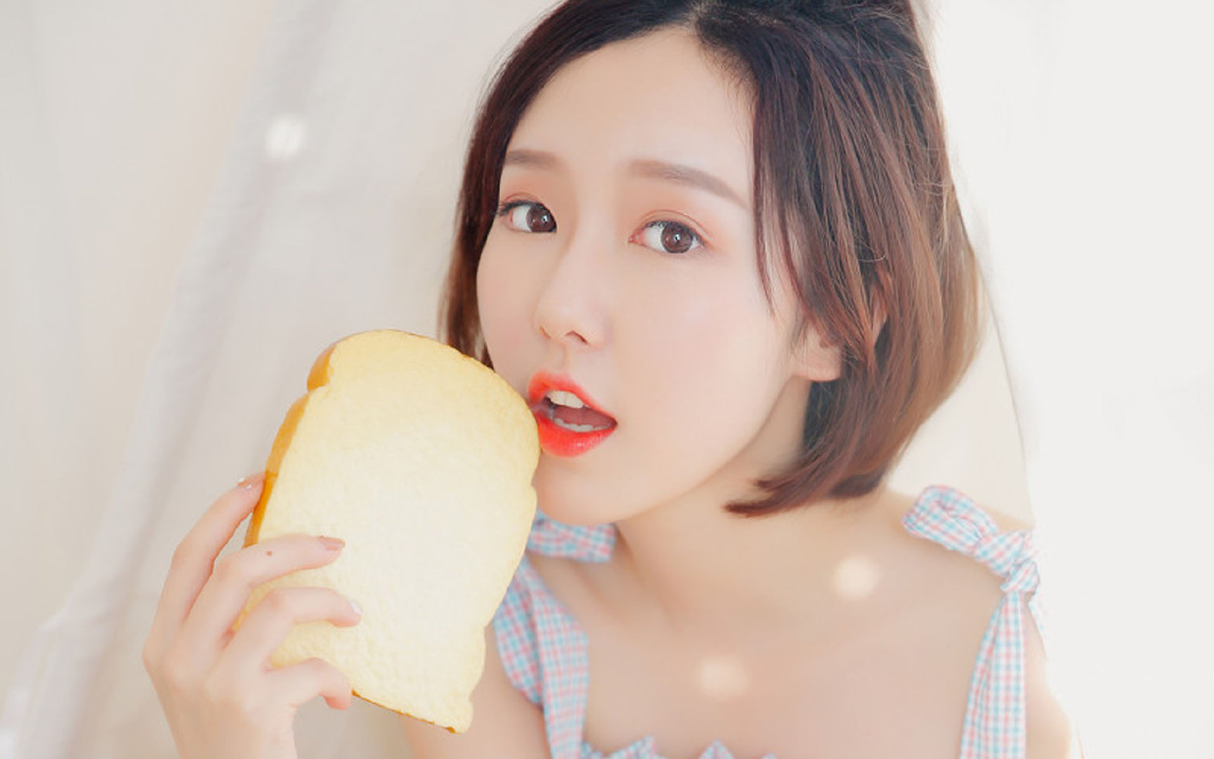 世俱杯决赛-足球与篮球的时空交错，深圳队绝杀鹈鹕的美加墨世界杯奇闻