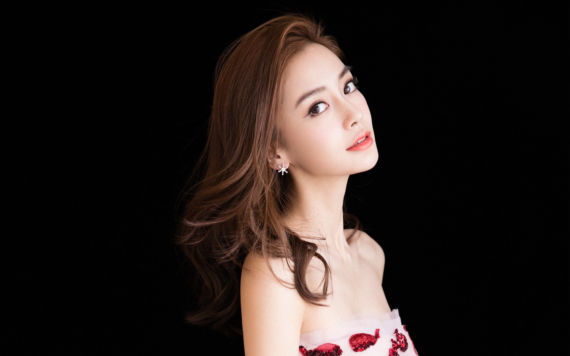 世俱杯时间-格列兹曼引领战术风暴,那不勒斯以柔克刚的现代足球启示录