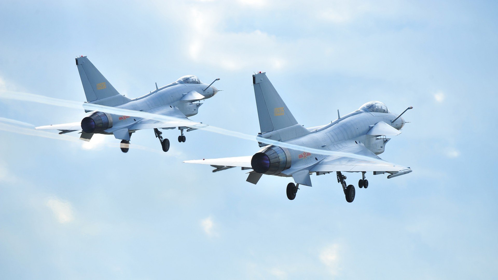 世俱杯决赛-双城记，巴萨华丽风暴席卷马赛，楚阿梅尼铁血意志主宰德甲争冠天平